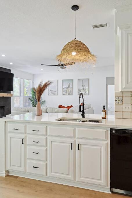 Wellness Oasis 5Br W Pool + Huge Yard + Fire Pit Villa Sachse Exterior foto