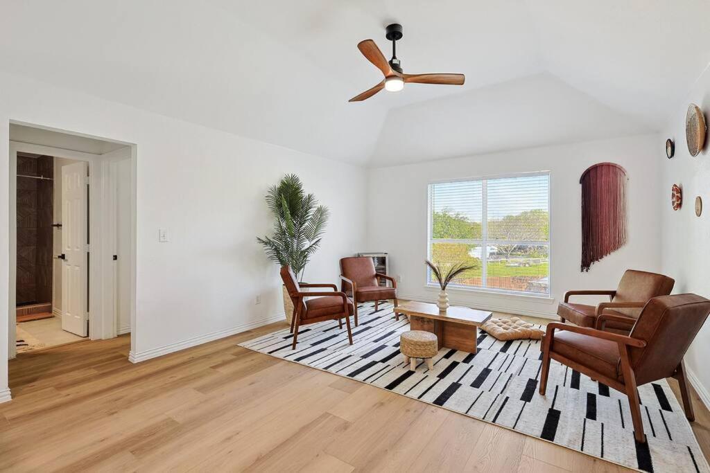 Wellness Oasis 5Br W Pool + Huge Yard + Fire Pit Villa Sachse Exterior foto