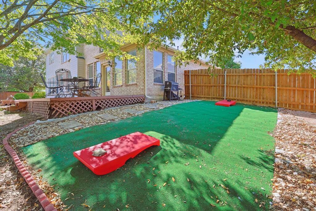 Wellness Oasis 5Br W Pool + Huge Yard + Fire Pit Villa Sachse Exterior foto